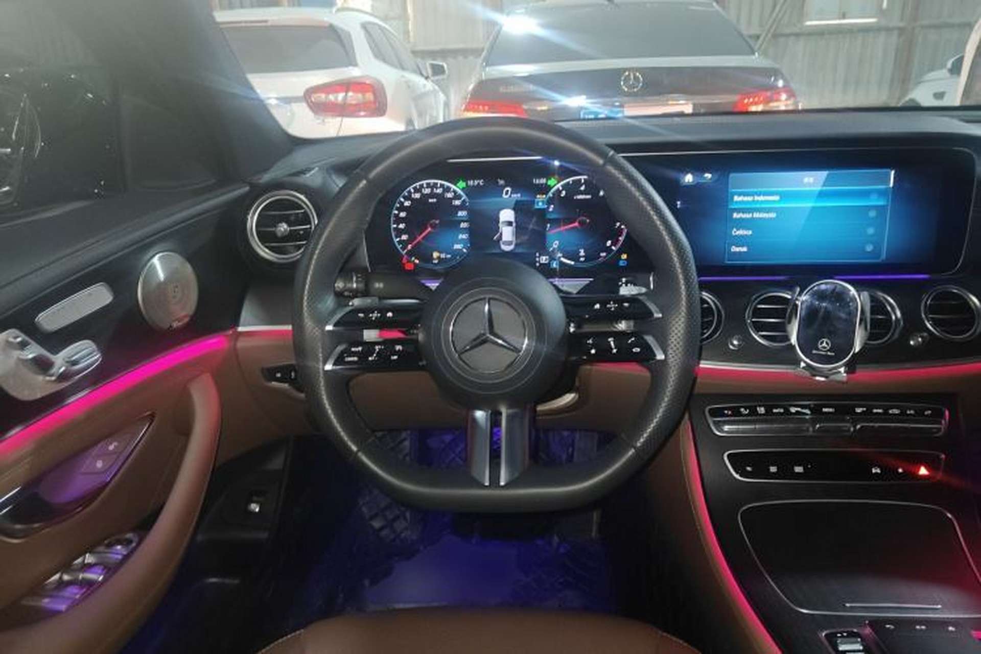 Used Mercedes-Benz E-Class 2023 E 300 L Sport Luxury Edition Steering Wheel