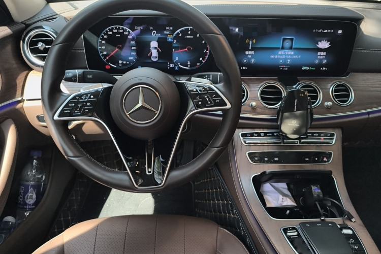 Used Mercedes-Benz E-Class 2023 E 300 L Luxury Model Steering Wheel