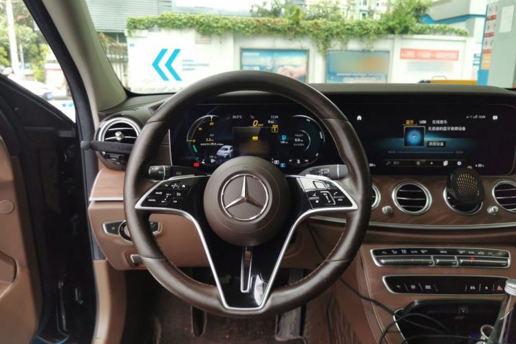 Used Mercedes-Benz E-Class 2023 Facelift E 260 L Steering Wheel