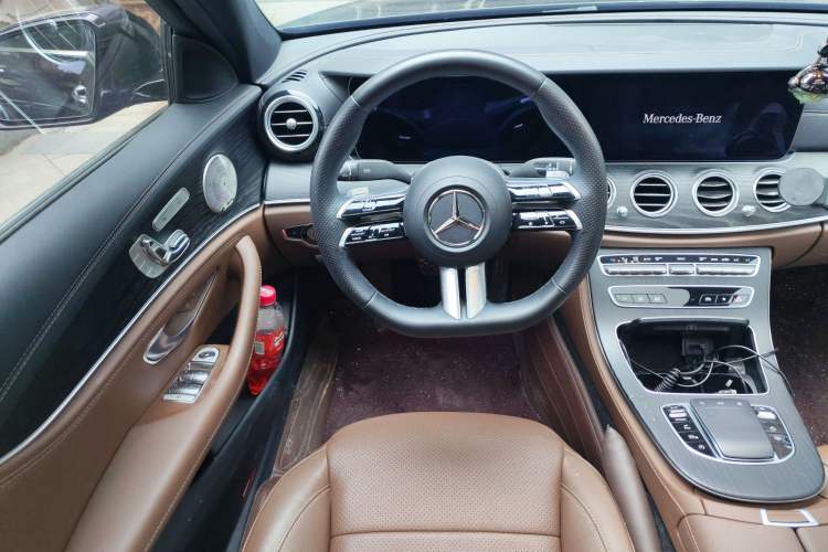 Used Mercedes-Benz E-Class 2023 Restyled E 300 L Sport Luxury Edition Steering Wheel