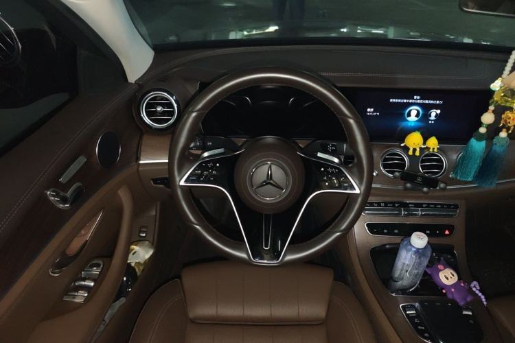 Used Mercedes-Benz E-Class 2023 E 260 L Steering Wheel
