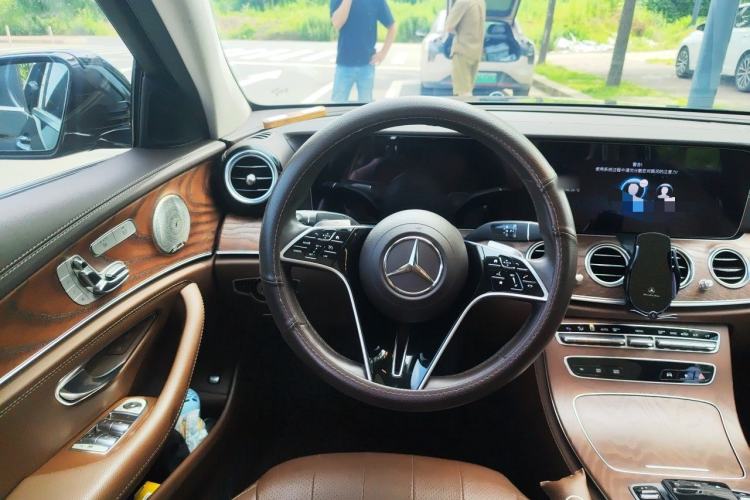 Used Mercedes-Benz E-Class 2023 E 300 L Stylish Model Steering Wheel