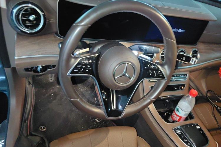 Used Mercedes-Benz E-Class 2023 E 260 L Steering Wheel