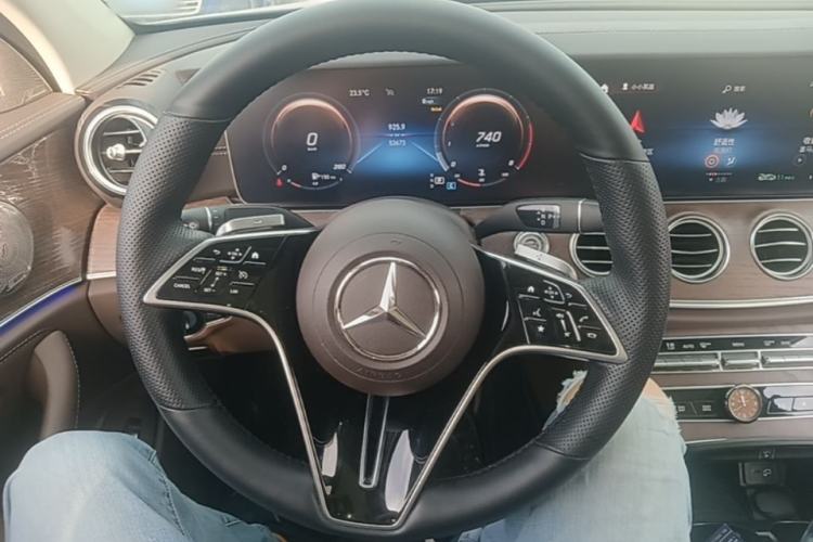 Used Mercedes-Benz E-Class 2023 E 300 L Stylish Model Steering Wheel