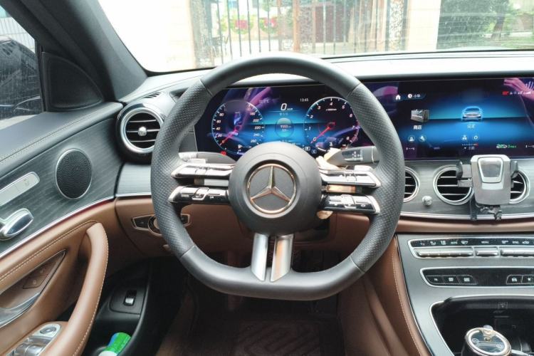Used Mercedes-Benz E-Class 2023 E 260 L Sport Edition Steering Wheel