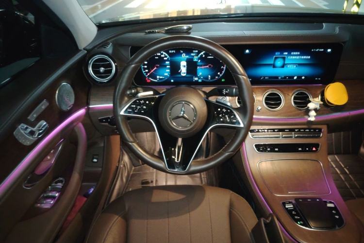 Used Mercedes-Benz E-Class 2023 E 300 L Luxury Model Steering Wheel