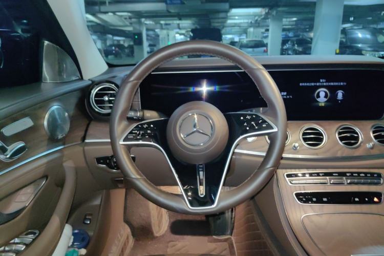 Used Mercedes-Benz E-Class 2023 E 260 L Steering Wheel