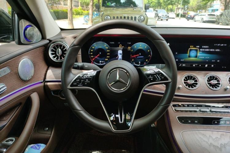 Used Mercedes-Benz E-Class 2023 E 300 L Stylish Model Steering Wheel