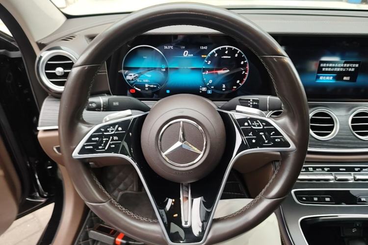 Used Mercedes-Benz E-Class 2023 E 260 L Steering Wheel