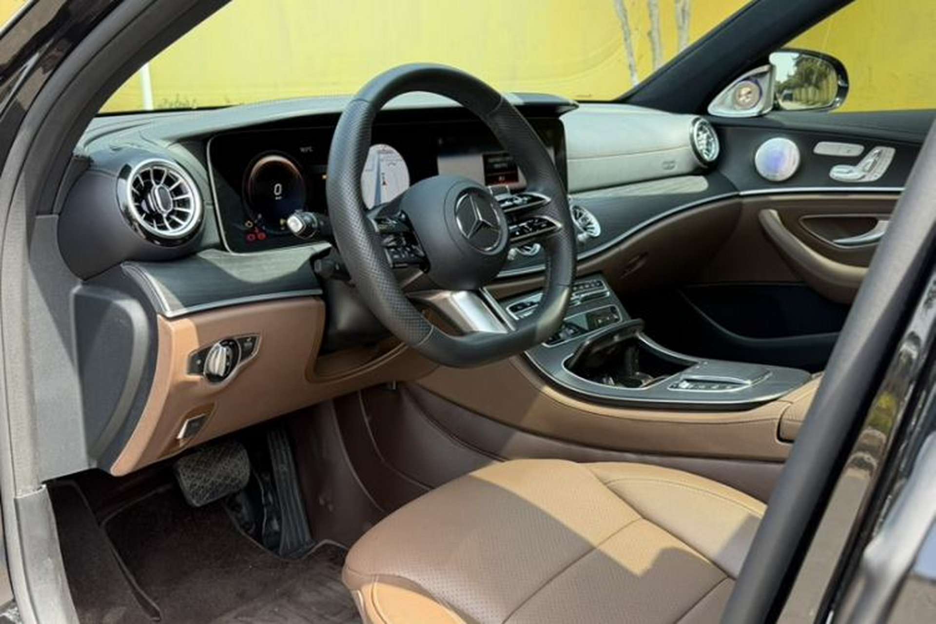 Used Mercedes-Benz E-Class 2023 E 300 L Sporty and Stylish Model Steering Wheel
