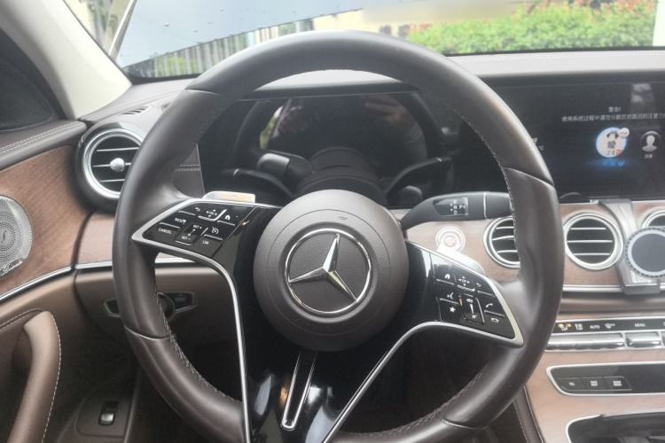 Used Mercedes-Benz E-Class 2023 E 300 L Luxury Model Steering Wheel