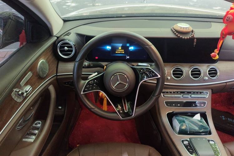 Used Mercedes-Benz E-Class 2023 E 300 L Stylish Model Steering Wheel