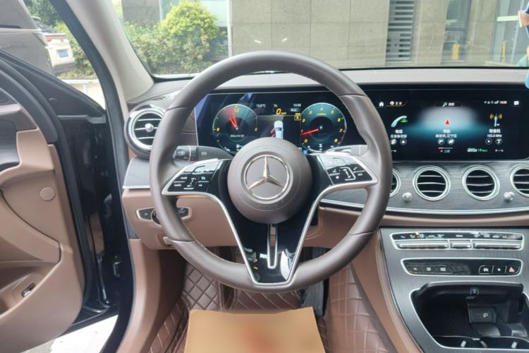 Used Mercedes-Benz E-Class 2023 Facelift E 260 L Steering Wheel
