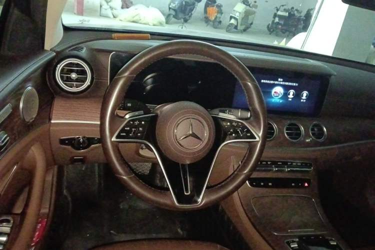 Used Mercedes-Benz E-Class 2023 E 300 L Stylish Model Steering Wheel