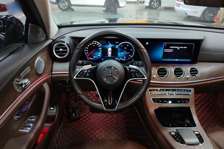 Used Mercedes-Benz E-Class 2023 E 300 L Stylish Model Steering Wheel