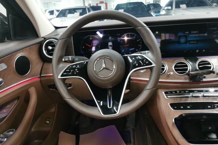 Used Mercedes-Benz E-Class 2023 Facelift E 260 L Steering Wheel