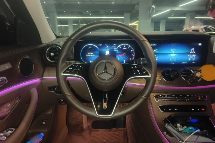 Used Mercedes-Benz E-Class 2023 E 300 L Sporty and Stylish Model Steering Wheel