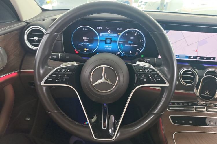 Used Mercedes-Benz E-Class 2023 E 300 L Luxury Model Steering Wheel