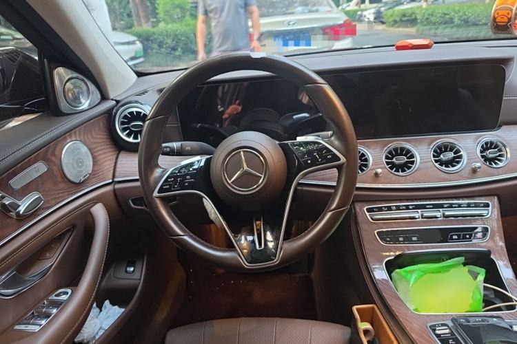 Used Mercedes-Benz E-Class 2023 Facelift E 260 L Steering Wheel