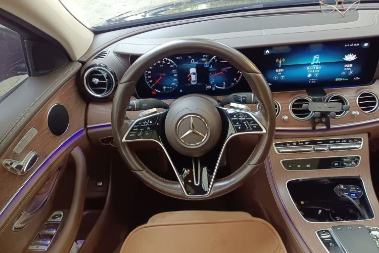 Used Mercedes-Benz E-Class 2023 Facelift E 260 L Steering Wheel