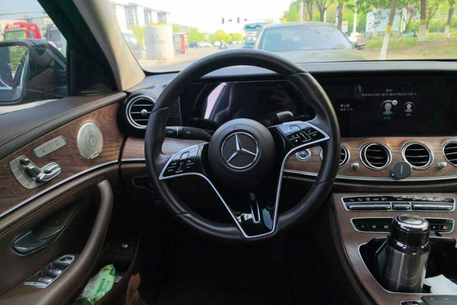 Used Mercedes-Benz E-Class 2023 Updated E 300 L Luxury Edition Steering Wheel