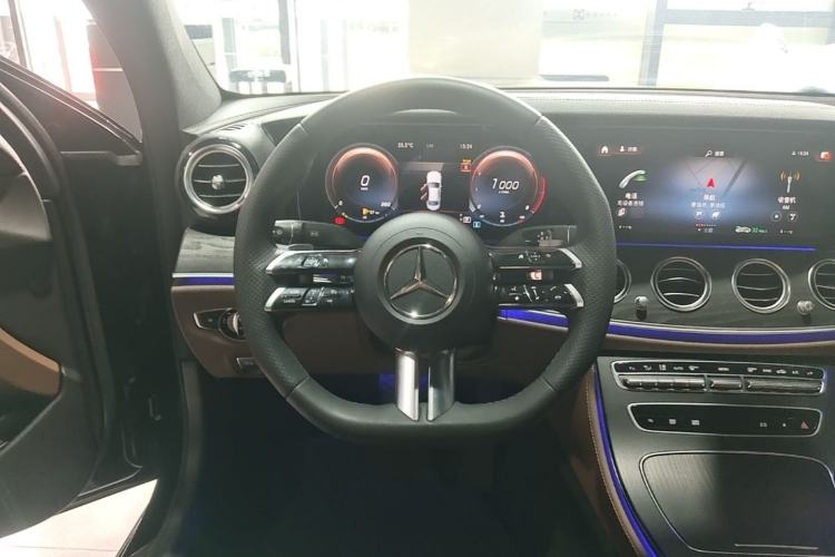 Used Mercedes-Benz E-Class 2023 E 300 L Sport Luxury Edition Steering Wheel