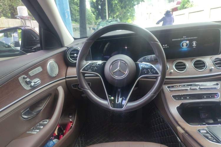 Used Mercedes-Benz E-Class 2023 E 300 L Stylish Model Steering Wheel