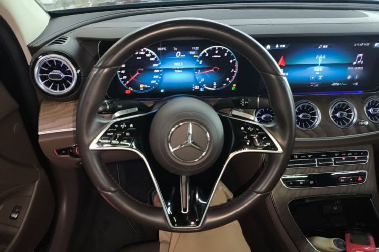 Used Mercedes-Benz E-Class 2023 E 300 L Luxury Model Steering Wheel