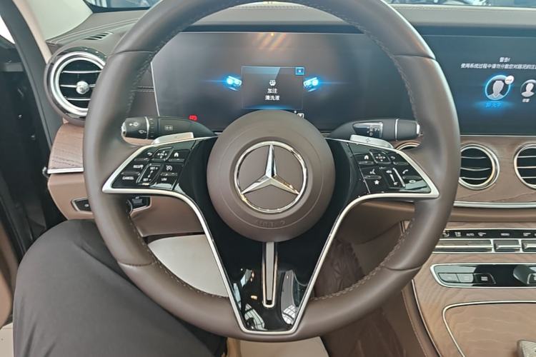 Used Mercedes-Benz E-Class 2023 Facelift E 260 L Steering Wheel