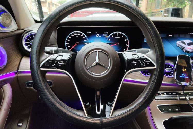 Used Mercedes-Benz E-Class 2023 E 300 L Luxury Model Steering Wheel