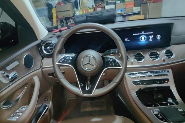 Used Mercedes-Benz E-Class 2023 E 300 L Stylish Model Steering Wheel