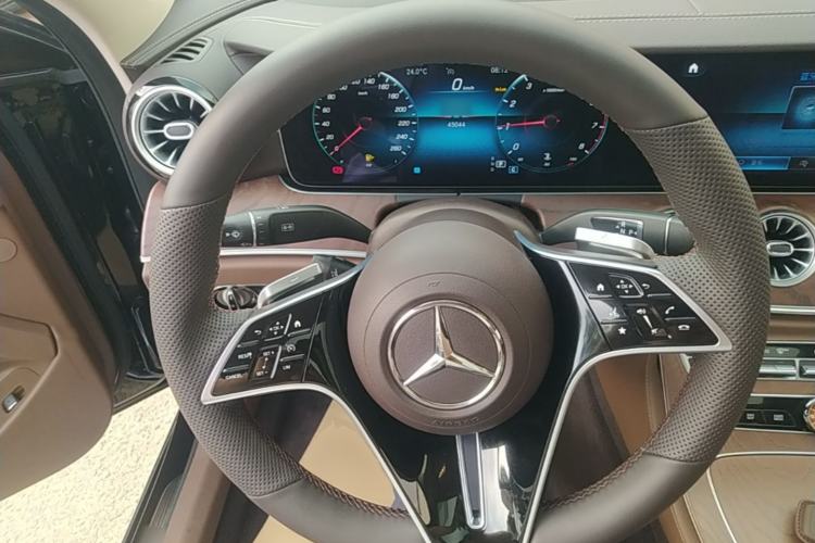 Used Mercedes-Benz E-Class 2023 E 300 L Stylish Model Steering Wheel