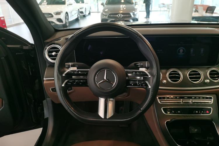 Used Mercedes-Benz E-Class 2023 Restyled E 260 Fashion Sport Edition Steering Wheel