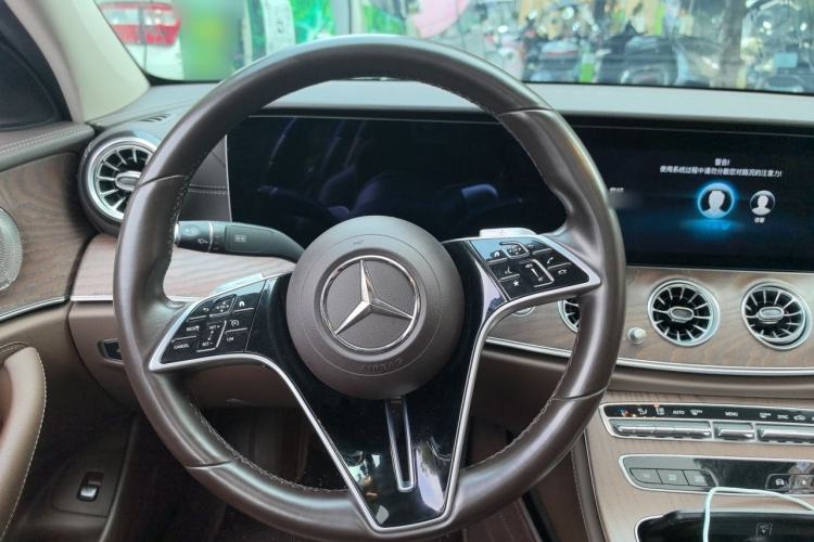 Used Mercedes-Benz E-Class 2023 E 300 L Luxury Model Steering Wheel