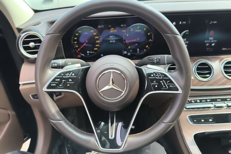 Used Mercedes-Benz E-Class 2023 Facelift E 260 L Steering Wheel