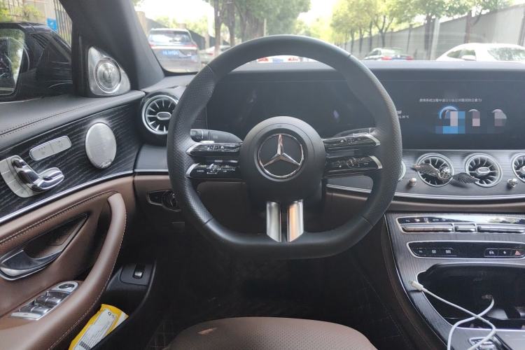 Used Mercedes-Benz E-Class 2023 Restyled E 300 L Sporty and Stylish Edition Steering Wheel