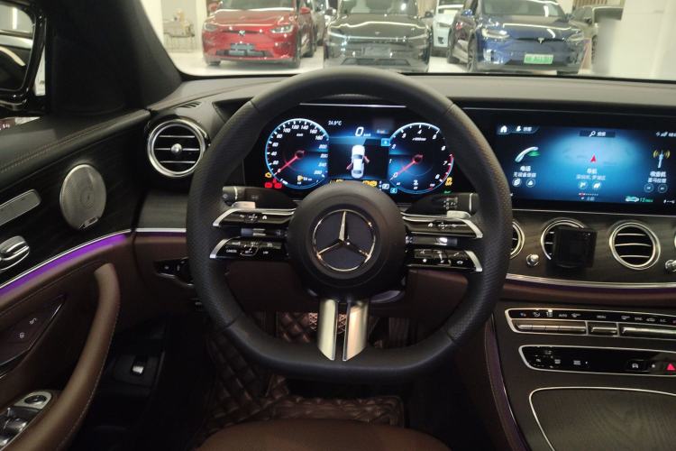 Used Mercedes-Benz E-Class 2023 Restyled E 300 L Sport Luxury Edition Steering Wheel