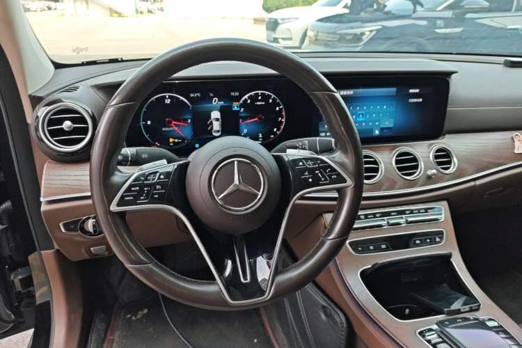 Used Mercedes-Benz E-Class 2023 E 300 L Stylish Model Steering Wheel