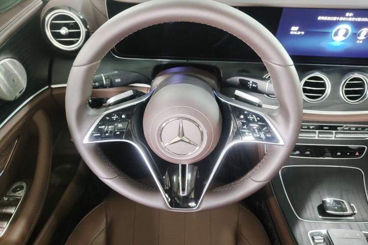 Used Mercedes-Benz E-Class 2023 E 300 L Luxury Model Steering Wheel