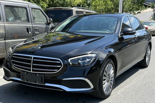 Używany Mercedes-Benz E-Class 2023 E 300 L Stylish Model