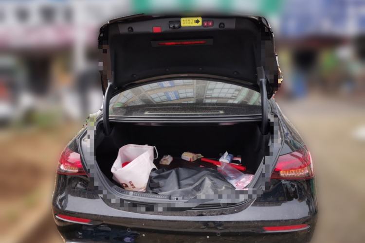 Used Mercedes-Benz E-Class 2023 Updated E 300 L Fashion Edition Trunk