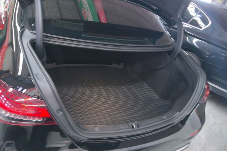 Used Mercedes-Benz E-Class 2023 E 300 L Luxury Model Trunk