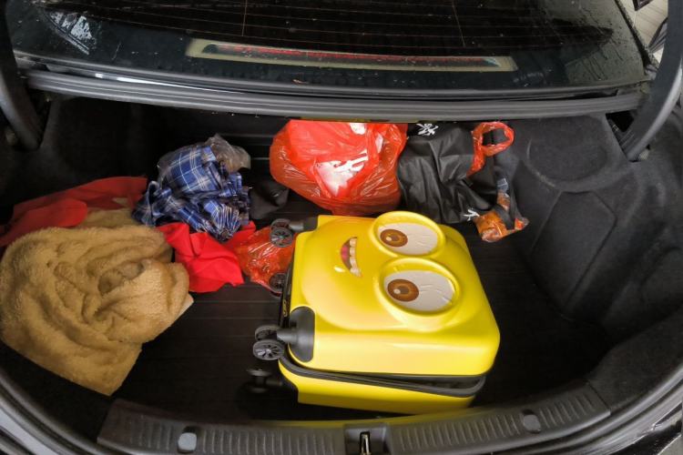 Used Mercedes-Benz E-Class 2023 Updated E 300 L Fashion Edition Trunk