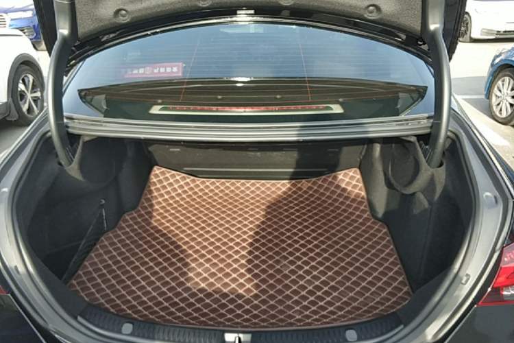 Used Mercedes-Benz E-Class 2023 E 300 L Stylish Model Trunk