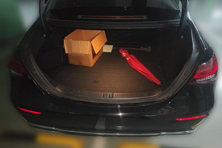 Used Mercedes-Benz E-Class 2023 Updated E 300 L Fashion Edition Trunk