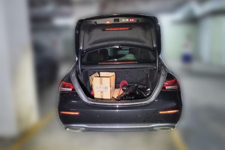 Used Mercedes-Benz E-Class 2023 Updated E 300 L Fashion Edition Trunk