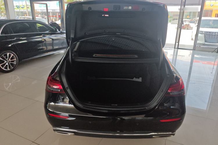 Used Mercedes-Benz E-Class 2023 Updated E 300 L Luxury Edition Trunk