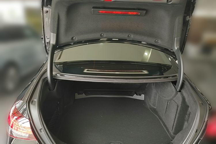 Used Mercedes-Benz E-Class 2023 E 300 L Luxury Model Trunk