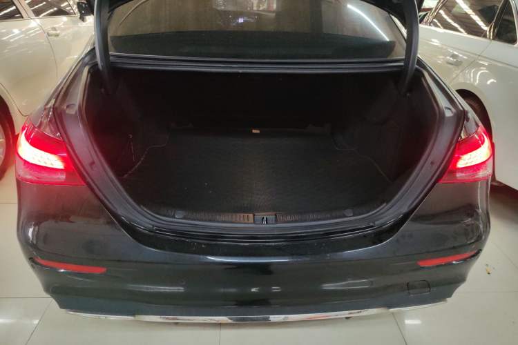 Used Mercedes-Benz E-Class 2023 E 300 L Sporty and Stylish Model Trunk