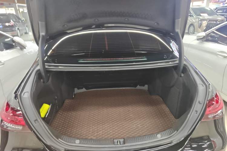 Used Mercedes-Benz E-Class 2023 E 300 L Sport Luxury Edition Trunk